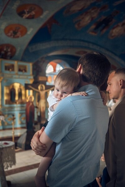 это не только праздник для людей в погонах, но и наших защитников в каждодневной жизни, тех, на кого мы опираемся в трудную минуту, кто нас защищает от жизненных невзгод и поддерживает нас.