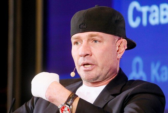    Роман Костомаров