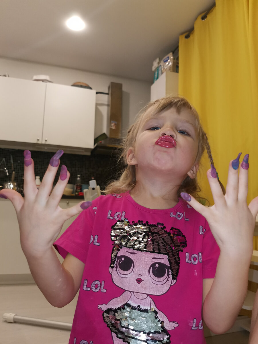 Позволяю дочками "травмировать" психику