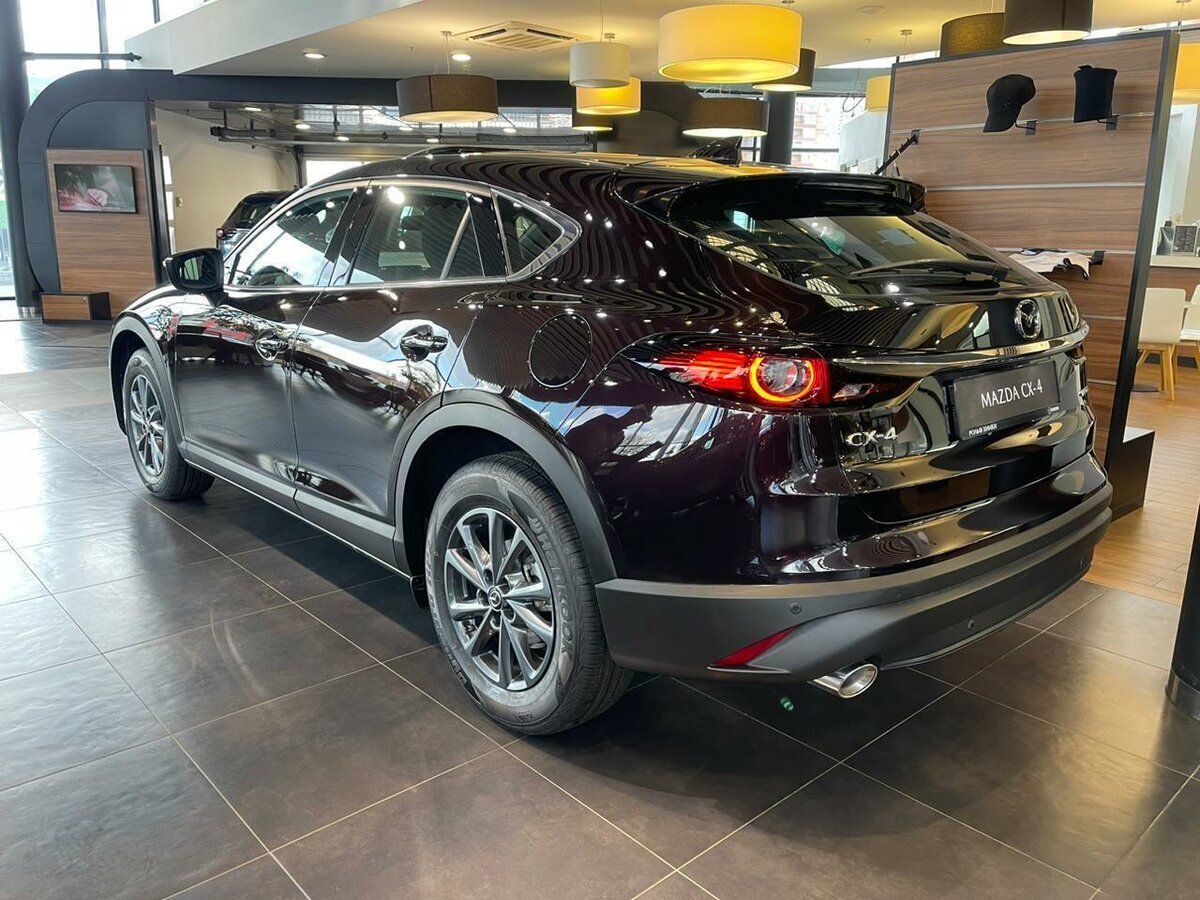 Самый популярный японский кроссовер, ввезённый в РФ по параллельному импорту. Источник иллюстрации - auto.ru