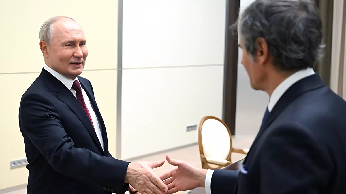     Владимир Путин провел встречу с главой МАГАТЭ Рафаэлем Гросси, тот сказал, что ЗАЭС на встрече обсуждали
