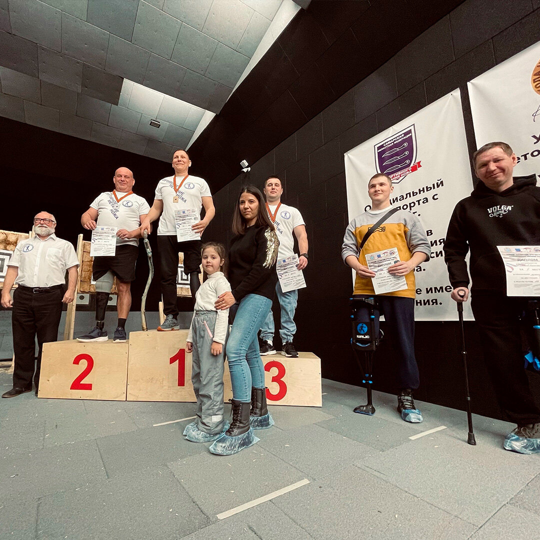 Мастер спорта по тхэквондо. Под руководством мастера. Женская стрижка в салоне. Под руководством мастера. Стрижки от стажера.