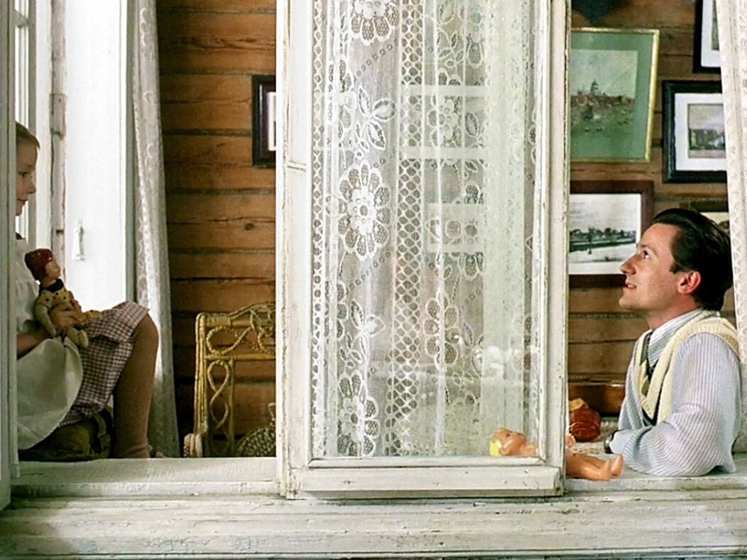 Кадр из фильма «Утомленные солнцем», 1994 год, режиссер Никита Михалков