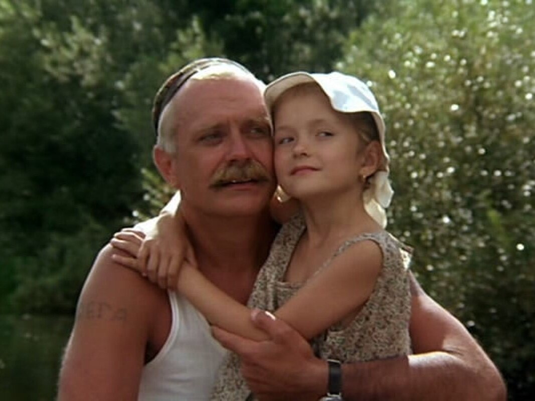 Кадр из фильма «Утомленные солнцем», 1994 год, режиссер Никита Михалков