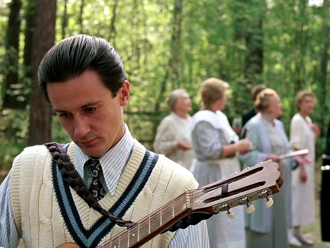 Кадр из фильма «Утомленные солнцем», 1994 год, режиссер Никита Михалков