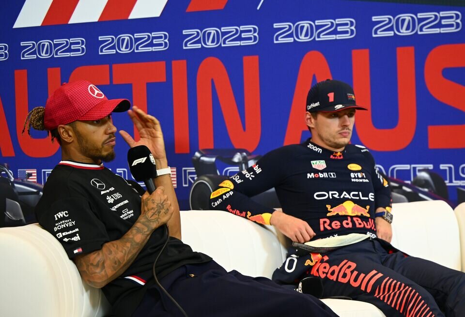   «Я не экстрасенс, но…» Льюис Хэмилтон – о слухах про Ферстаппена и MercedesGetty Images / Red Bull Content Pool