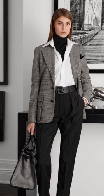 Если фигура позволяет, то делайте многослойные сочетания. Это всегда выглядит интереснее и сложнее.