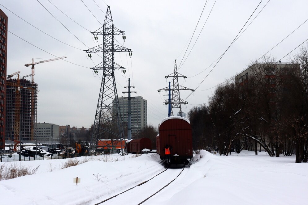 29 июня деревня тирмен погода снег. Мисс зима 2002г г. Зимой 13 будет. Каток тверь. Пятнашки на санках карелия.