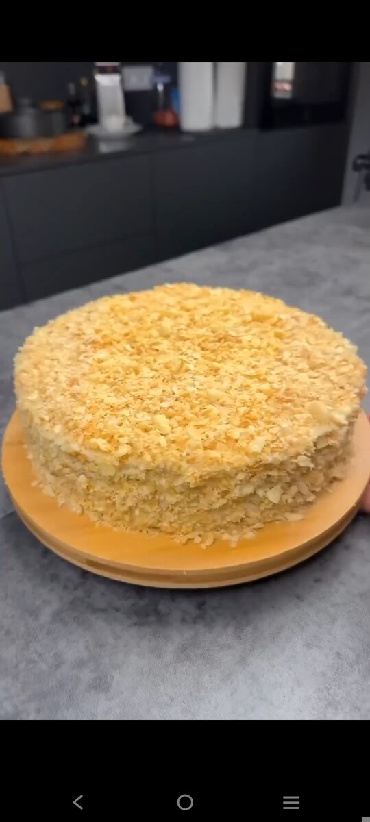 Справится дае ребенок! Какой огромный волосяной тортик без ухода за собой!! Ленивый торт Наполеон 🍰 Для базового: Слоенное тесто 800-850гр Выпекать 20 мин по 200 гр. Для крем-крема Молоко - 1 л Сахар – 1 стак. Яицо - 2 шт. Мука – 3 ст.  л. Сливочное масло - 100 г Ванильный сахар – 5 г Маленькая пожалуйста, кто заберёт к себе рецепт в закладки📌 , ставьте любовные смайлы и комментарии. Если вы хотите это увидеть, почему вам это не нравится, почему бы вам не подождать? 