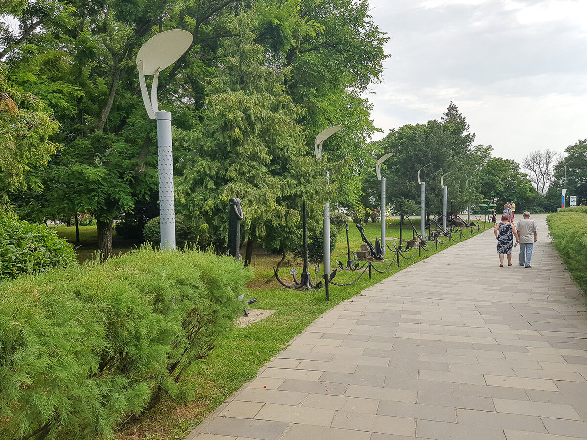 липовая аллея белокаменский парк. на двух аллеях парка длинной. озеленение городских территорий. одуванчиковая аллея горячий ключ. на двух аллеях парка длинной.