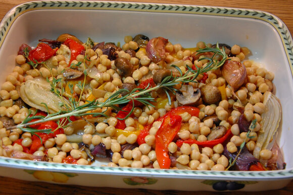 Блюда с нутом. Как правильно приготовить нут. Нут вареный. Нут. Горох армянский (нут).