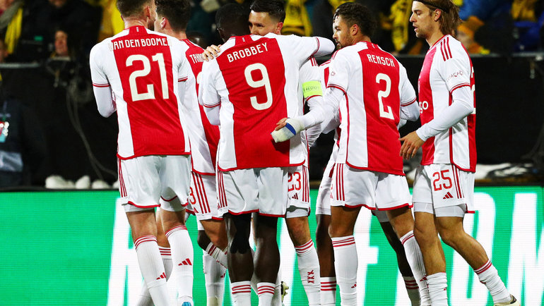    Футболисты «Аякса». Reuters