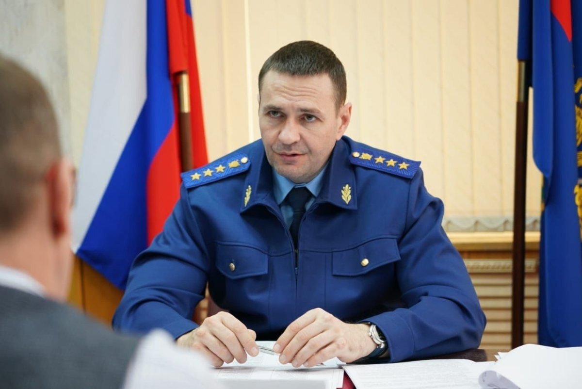    Заместитель Генпрокурора России провел личный прием жителей Комсомольска