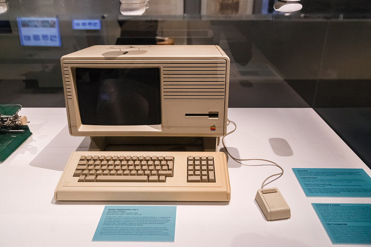 Shutterstock📷Apple Lisa