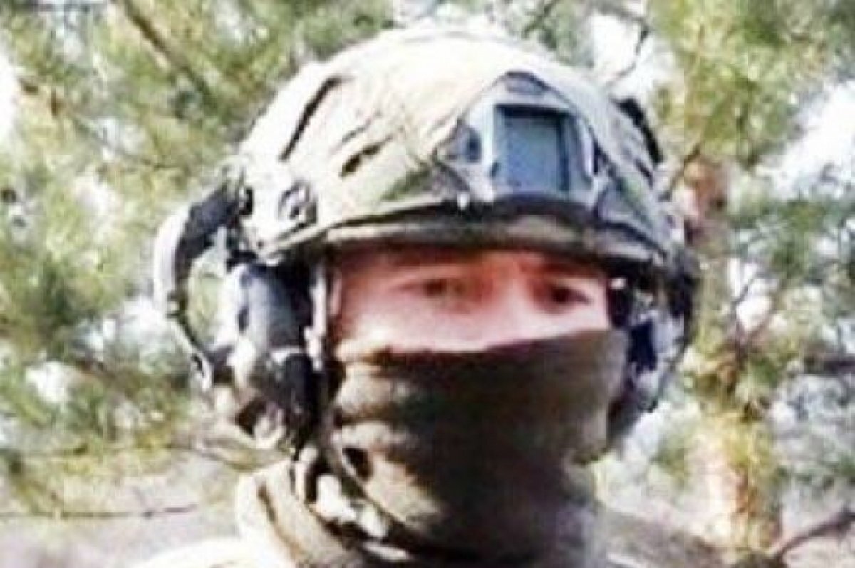    Герой России из Якутии Игорь Юргин поздравил женщин с 8 марта