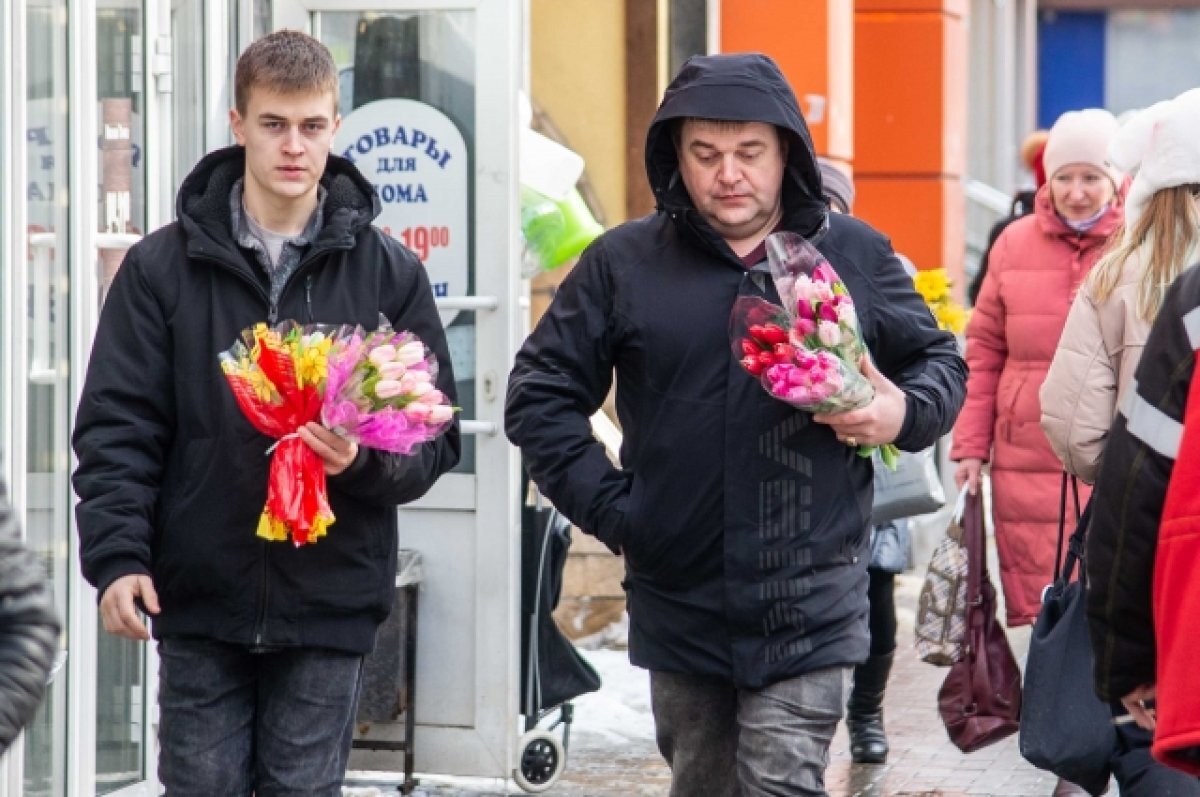    От мала до велика.