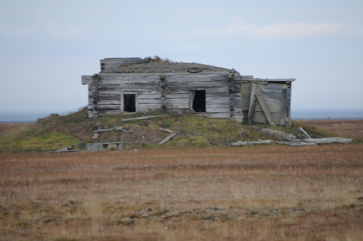 Сохранившийся блиндаж времён ВОВ