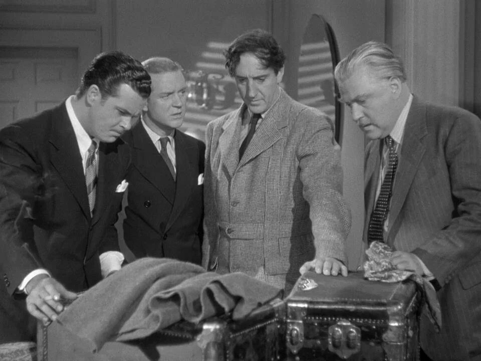 Бэзил Рэтбоун в фильме «Шерлок Холмс в Вашингтоне»(1943) с помощью норфолкского пиджака (как части твидового костюма) незатейливо демонстрирует свою принадлежность к джентльменам Туманного Альбиона. Фото: kinopoisk.ru