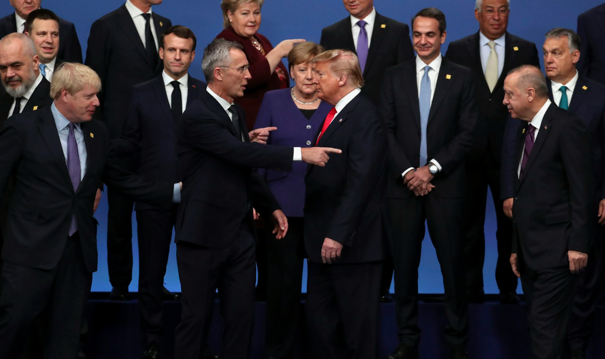Трамп считает блок устаревшей структурой, а европейцев неблагодарными союзниками. 