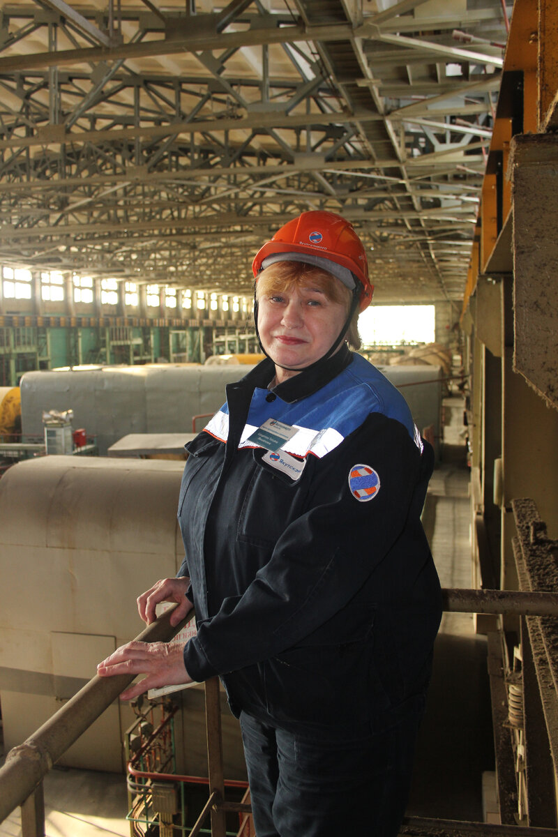 Солдатова Татьяна Михайловна - опытный крановщик