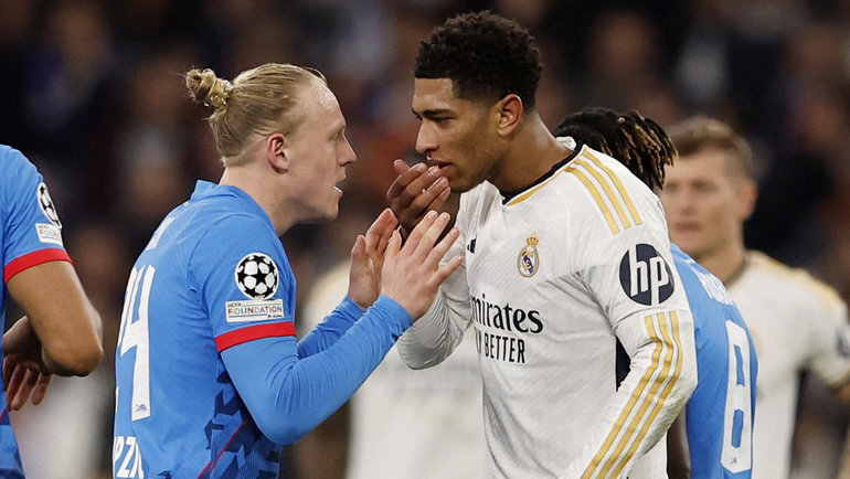    Ксавер Шлагер и Джуд Беллингем. Reuters