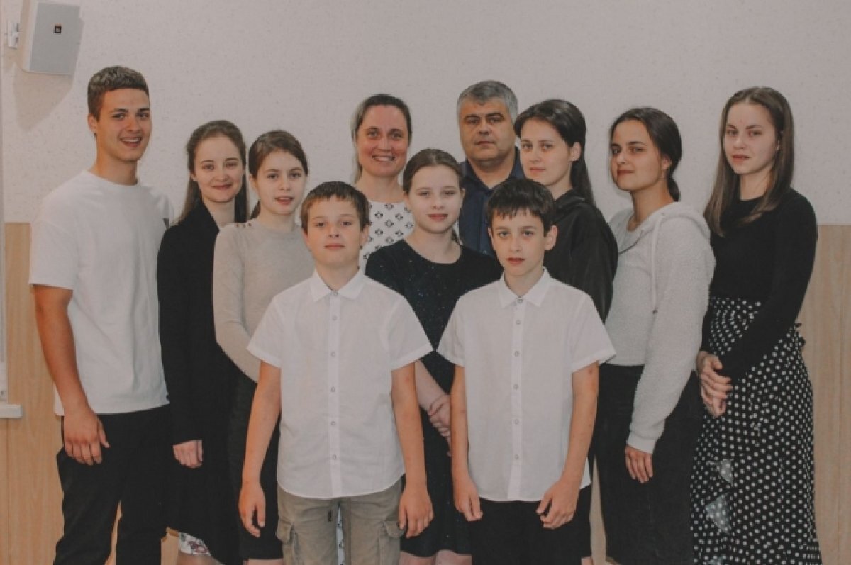    Орденом «Родительская слава» наградили семью Сосновцевых из Апатитов