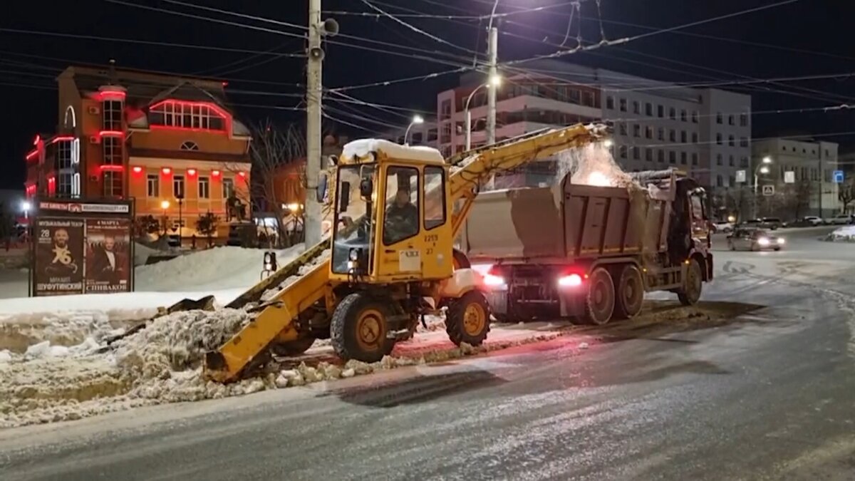    За неубранный с ивановских улиц снег ответит мэрия и директор Доргорхоза