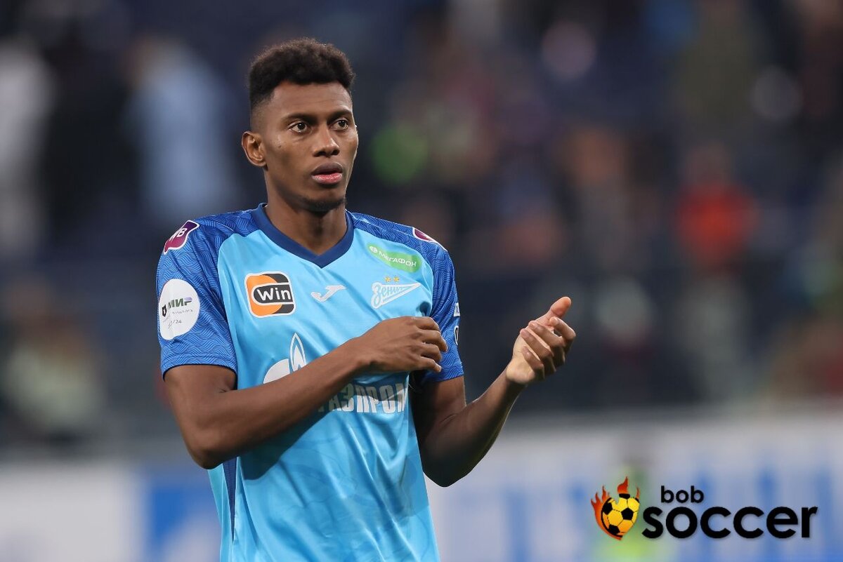    Кассьерра и Артур принесут "Зениту" победу над "Уралом". Прогноз на матчBobSoccer