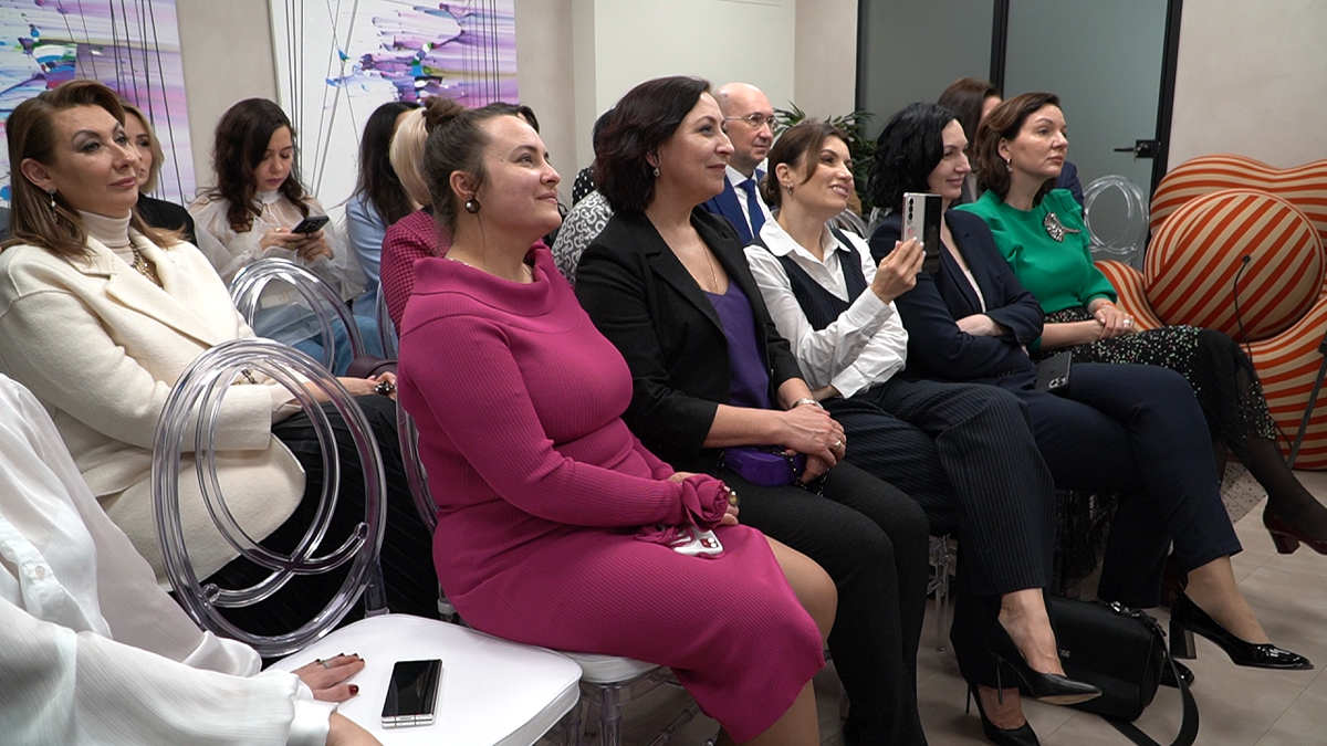    В Краснодаре состоялся женский бьюти-бранч. Фото: телеканал «Краснодар»