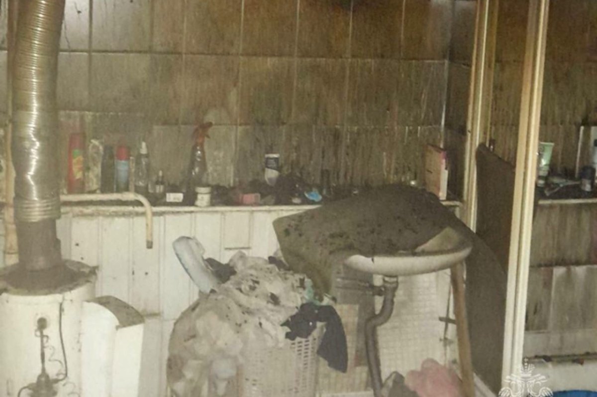    В Калининграде при пожаре на ул. Солнечногорской спасли 4 человека