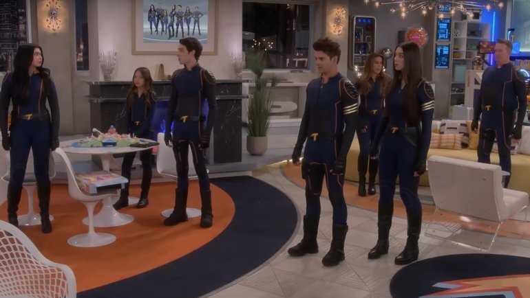    Кадр из фильма «Возвращение грозной семейки»