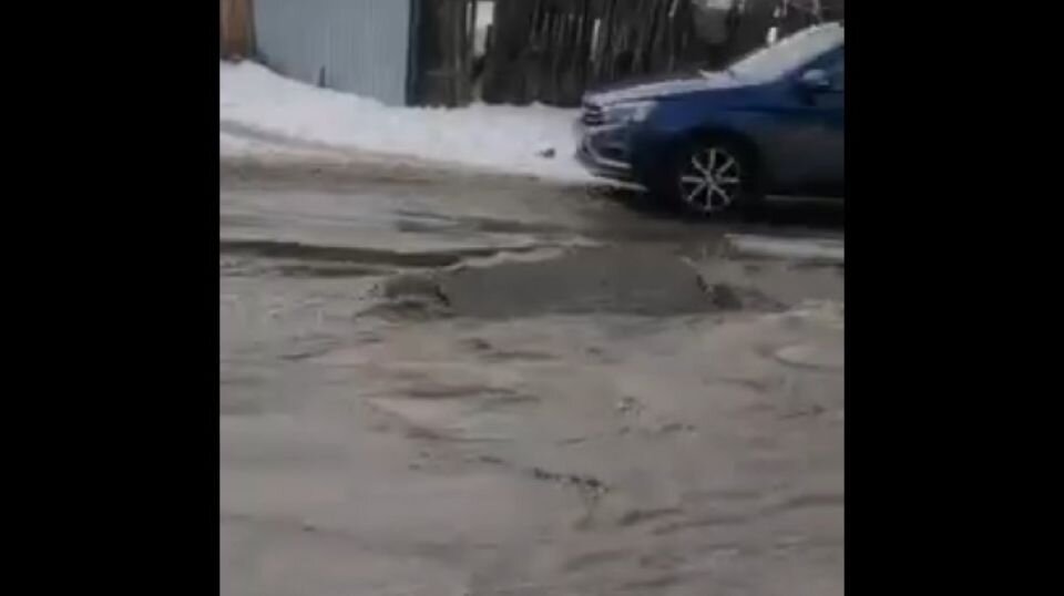    Прорыв на пересечении Ядринцева и Шевченко. Источник: vk.com/incident22