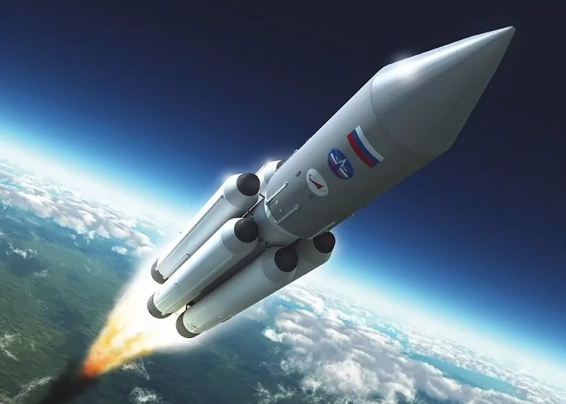  «Амур-СПГ», согласно ранее озвученным данным, будет небольшой - высотой около 55 метров, при взлетной массе в 360 тонн, маршевые двигатели - РД-0169А. © Wikimedia Commons.