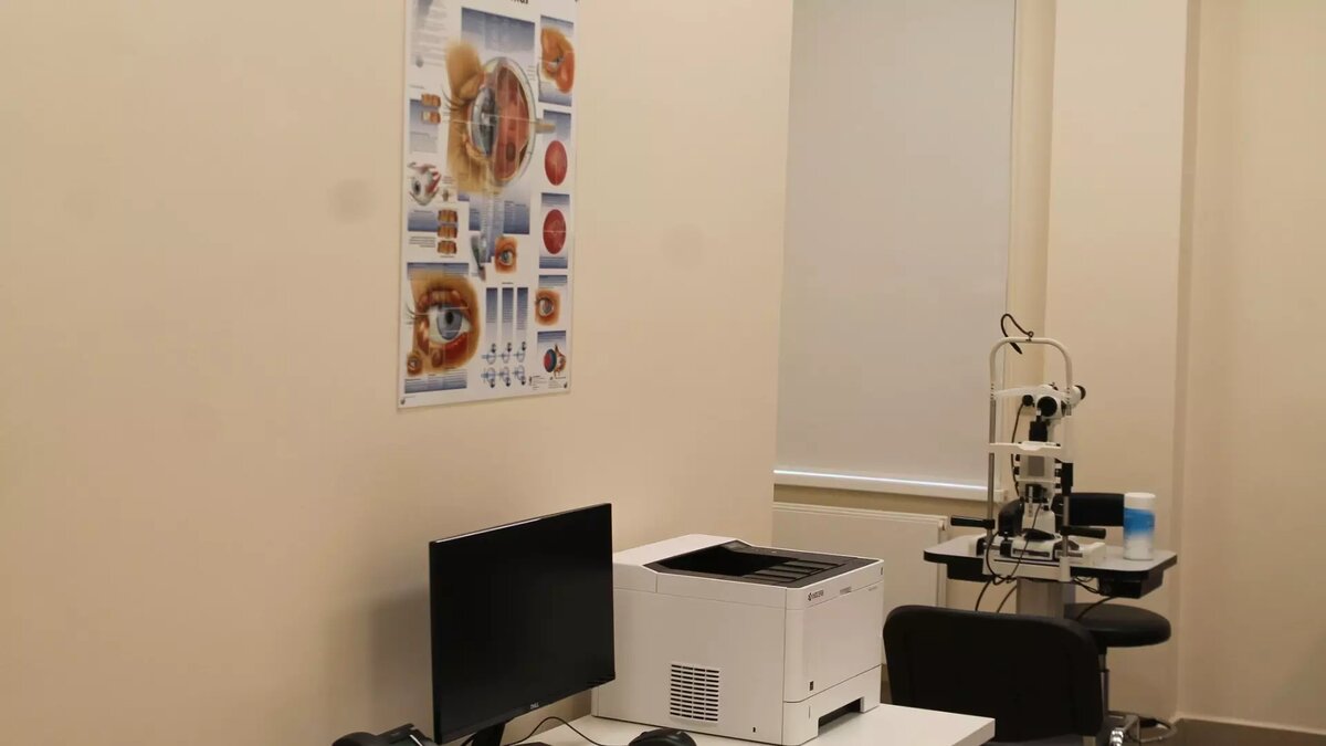     В Нижнем Новгороде построят три новых поликлиники до 2027 года. Еще два медучреждения появятся в регионе. Об этом говорится в адресной инвестпрограмме области, утвержденной в конце 2023 года.