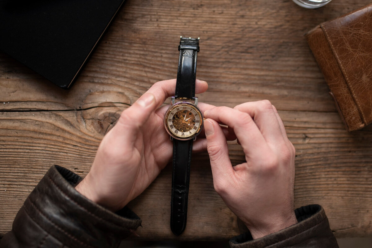     От сломанных часов до просрочки: 10 «лишних» вещей в доме, с которыми об удаче можно и не мечтать