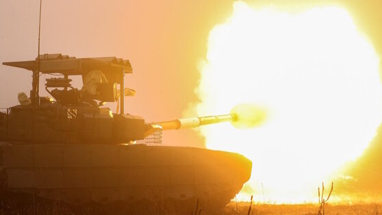    Российская армия заняла более выгодные рубежи на трех направлениях Роман Захаров