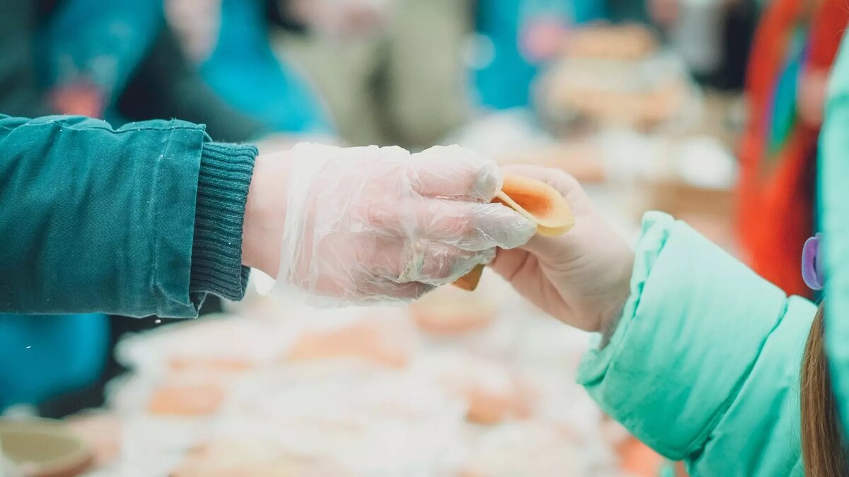     В 19 округах Нижегородской области состоятся масленичные ярмарки, на которых будут продавать товары местных предпринимателей. Об этом сообщили в пресс-службе правительства региона.