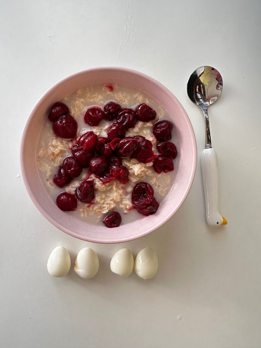 Сытный завтрак, много каши