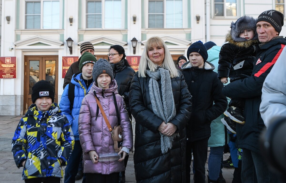 ТРАНСПОРТ ДЛЯ ОКРУГА И МНОГОДЕТНОЙ СЕМЬИ | РЖЕВСКАЯ ПРАВДА | Дзен