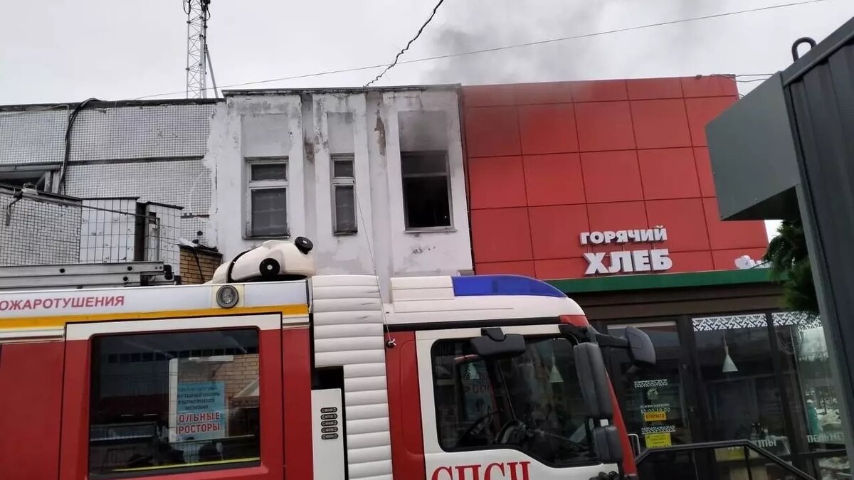 Четверг в Карелии: пожар в ТЦ, перевернувшийся автобус и мера пресечения |  Новости Карелии | Karelinform.ru | Дзен