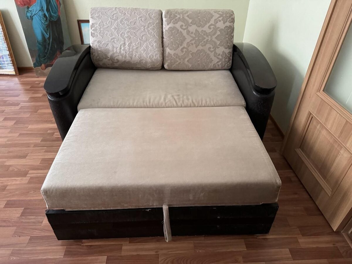 Диван слоник, боковины (подлокотники) из кожзама