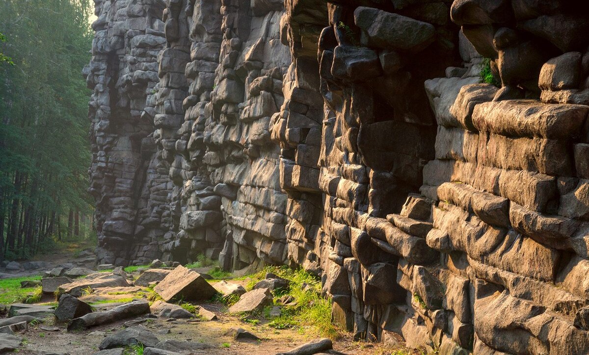 кузнечное озеро ястребиное маршрут. гора кадош туапсе. турбаза планческие скалы северский район. скал как доехать. скал как доехать.