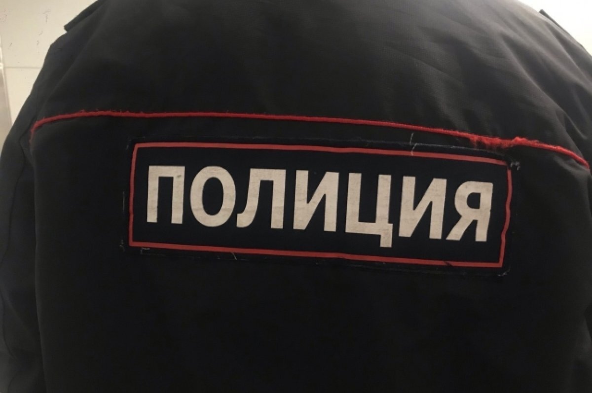    В Ростовской области полицейский остановил стрелка рискуя жизнью