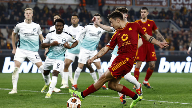    Футболист «Ромы» Пауло Дибала. Reuters