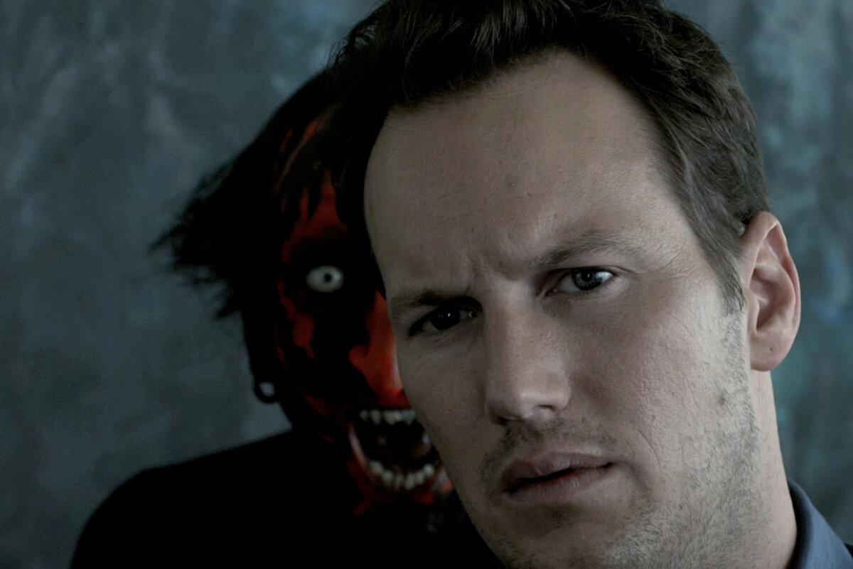 Кадр из фильма "Астрал"