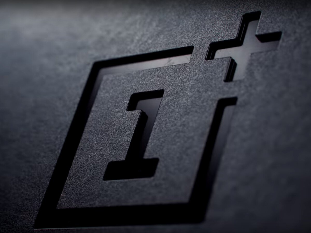    OnePlus 13 с новым блоком камер показали на рендере