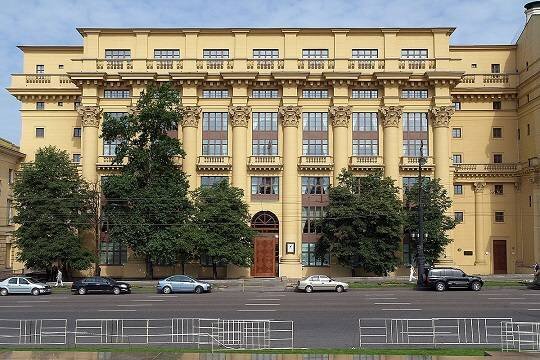    Посольства США и Великобритании в Москве предупредили граждан о возможной угрозе терактов