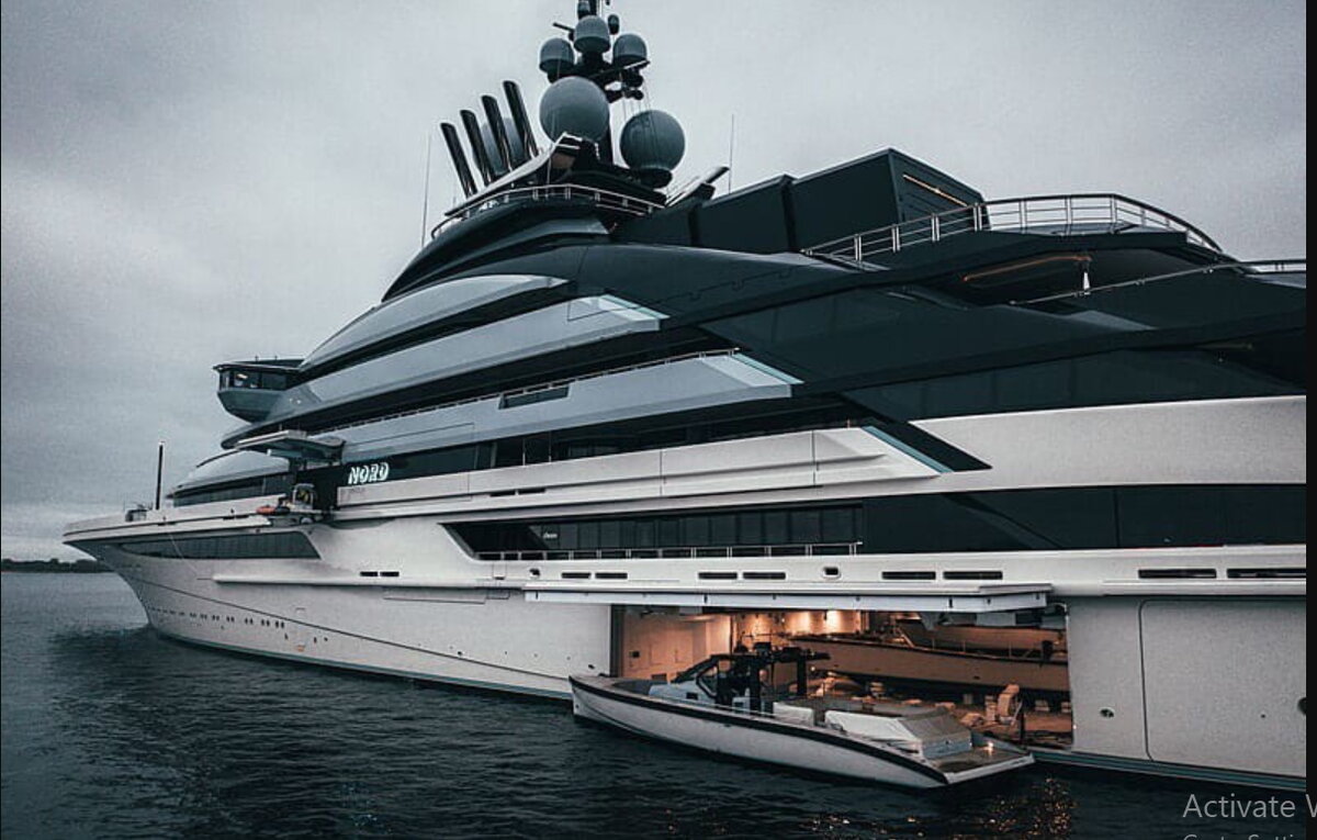 Океанская яхта одного нашего металлурга