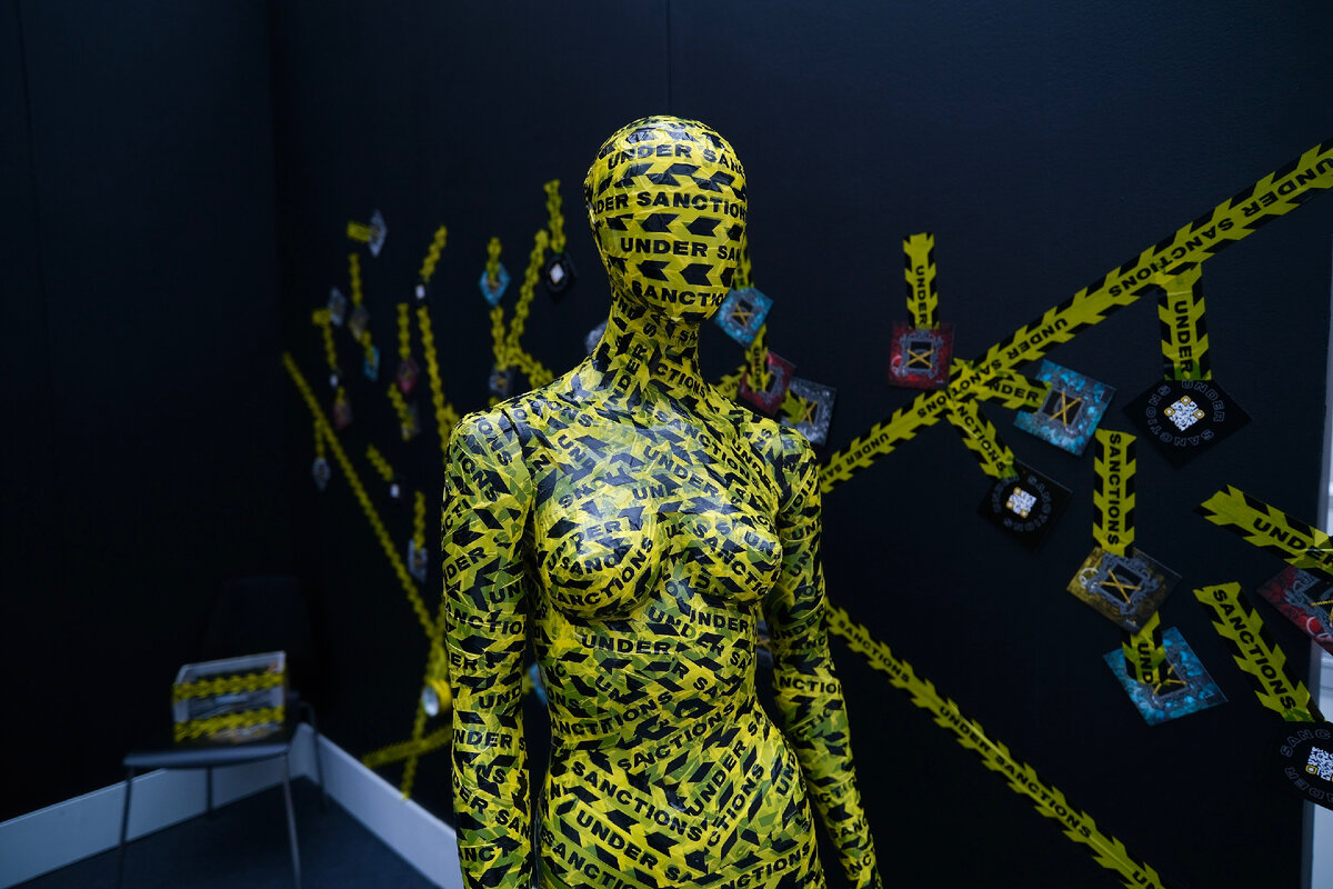 Фрагмент экспозиции ярмарки Art Russia/Арт Россия. 2023 Фото: Art Russia/Арт Россия
Источник: пресс-материалы
