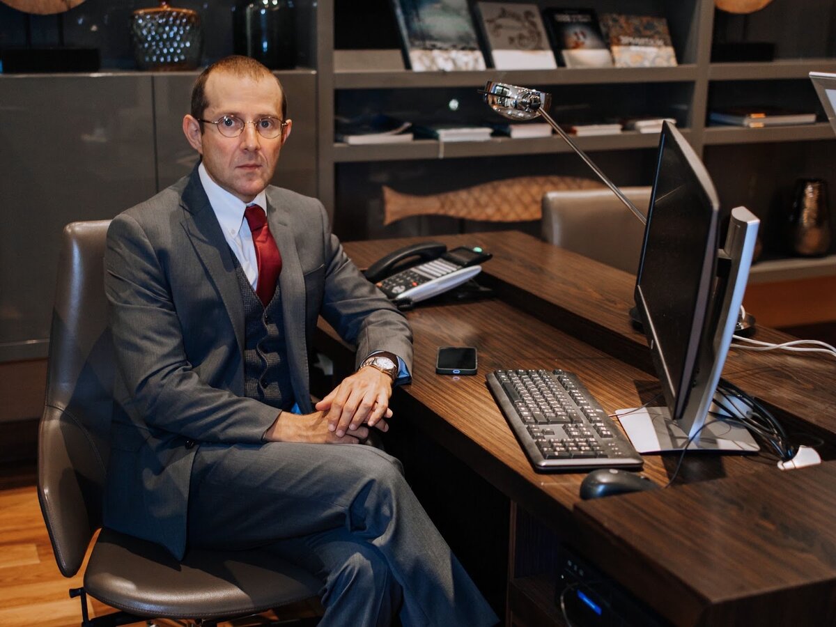 Работа 24/7 не поможет продвинуться по карьере, для продвижения нужны другие методы. Фото © Игорь Рызов